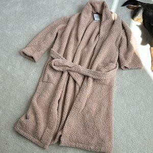 Barefoot dreams robe